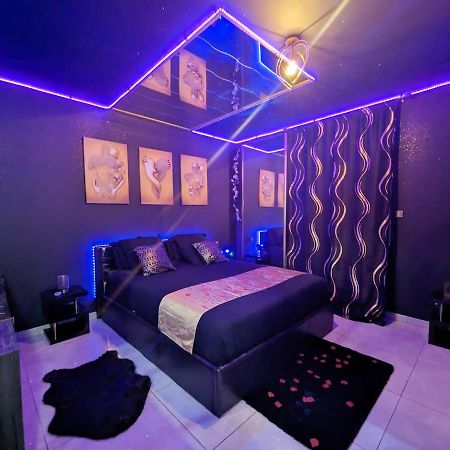 La Gold Room Jacuzzi & Sauna Prive بيربينيو المظهر الخارجي الصورة