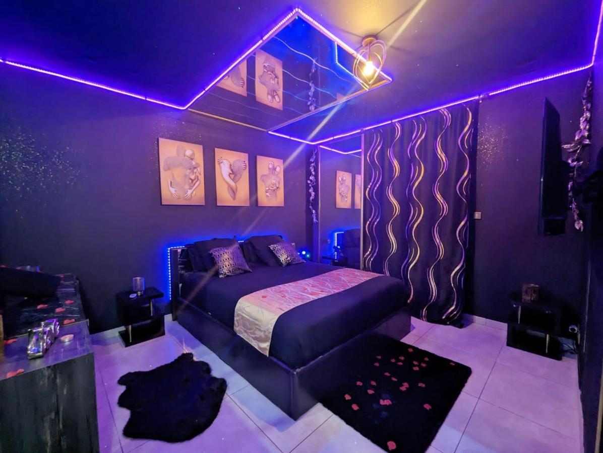 La Gold Room Jacuzzi & Sauna Prive بيربينيو المظهر الخارجي الصورة